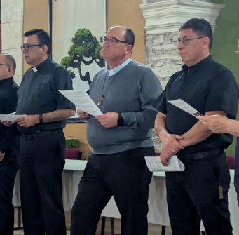 Gratitud que edifica y continuidad que fortalece: la Diócesis de Saltillo celebra el servicio del Pbro. Roberto Carlos y da la bienvenida al Pbro. César Isidro