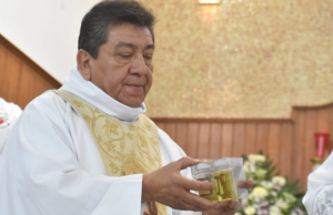 Caminar, guardar y escuchar: El itinerario pastoral que Monseñor Hilario propone al instalar al Padre Eduardo Trujillo en el Sagrado Corazón