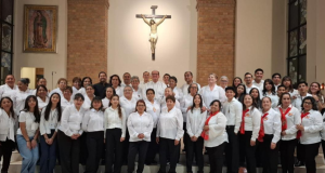 Parroquia del Espíritu Santo de Monclova celebra 30 años con dedicación del templo 30 años de la Parroquia del Espíritu Santo