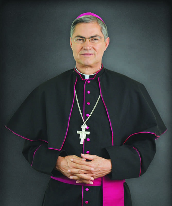 "Mons. Luis Martín Barraza Beltrán, Obispo de la Diócesis de Torreón."