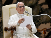 Dios sigue hablándonos hoy: León XIV y el misterio de la Palabra hecha lenguaje humano Papa León, Catequsis