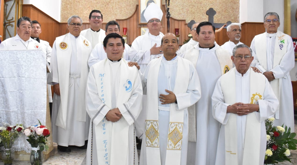 Muy importante, Padre Eduardo y hermanos sacerdotes, el que seamos como Jesús en esta espera, capaces de caminar con nuestro pueblo,